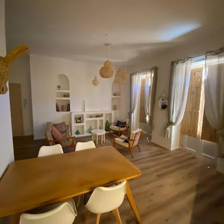 T3 Boheme Chic Comedie Apartment *