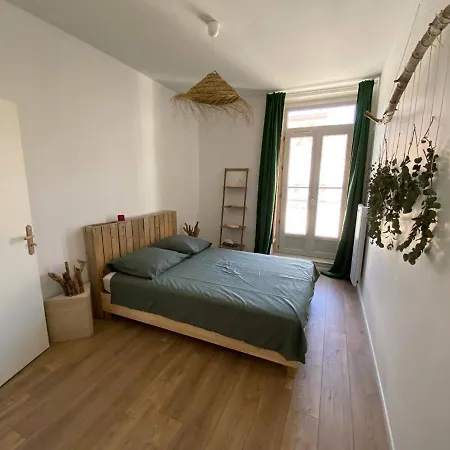 Comédie, Superbe 2